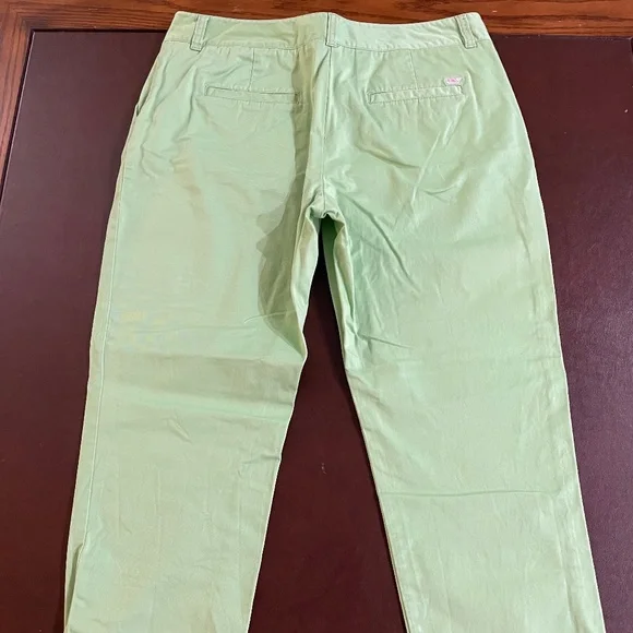 Vineyard Vines. Green Pants. Size 12. (Accepting Offers) - Picture 3 of 5